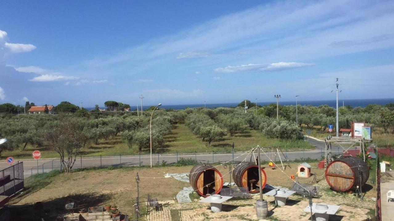 La Bottaia De' Roveri Ortona Extérieur photo